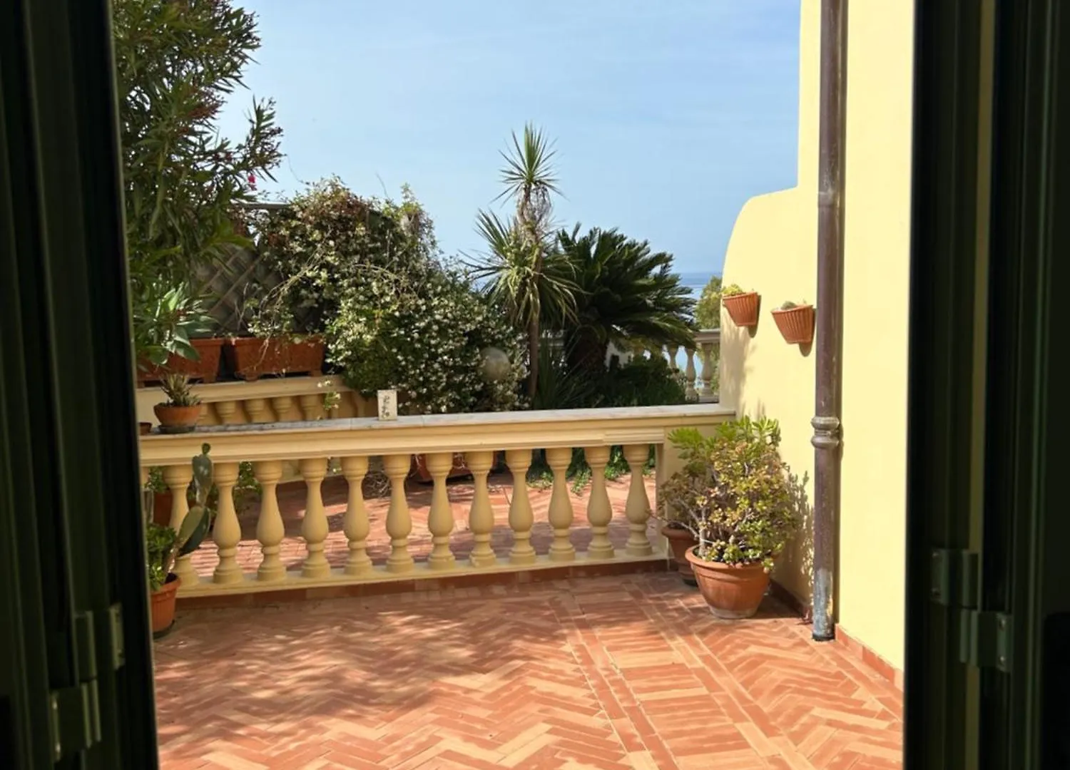 Apartment La Villa Al Mare Ospedaletti